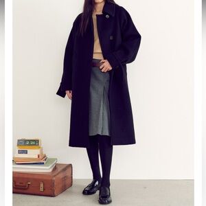 Kuho plus Signature Volume Silhouette Coat Black